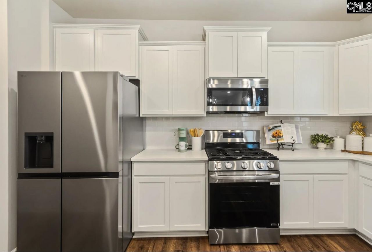 5193 Tullamore Drive Photo 8