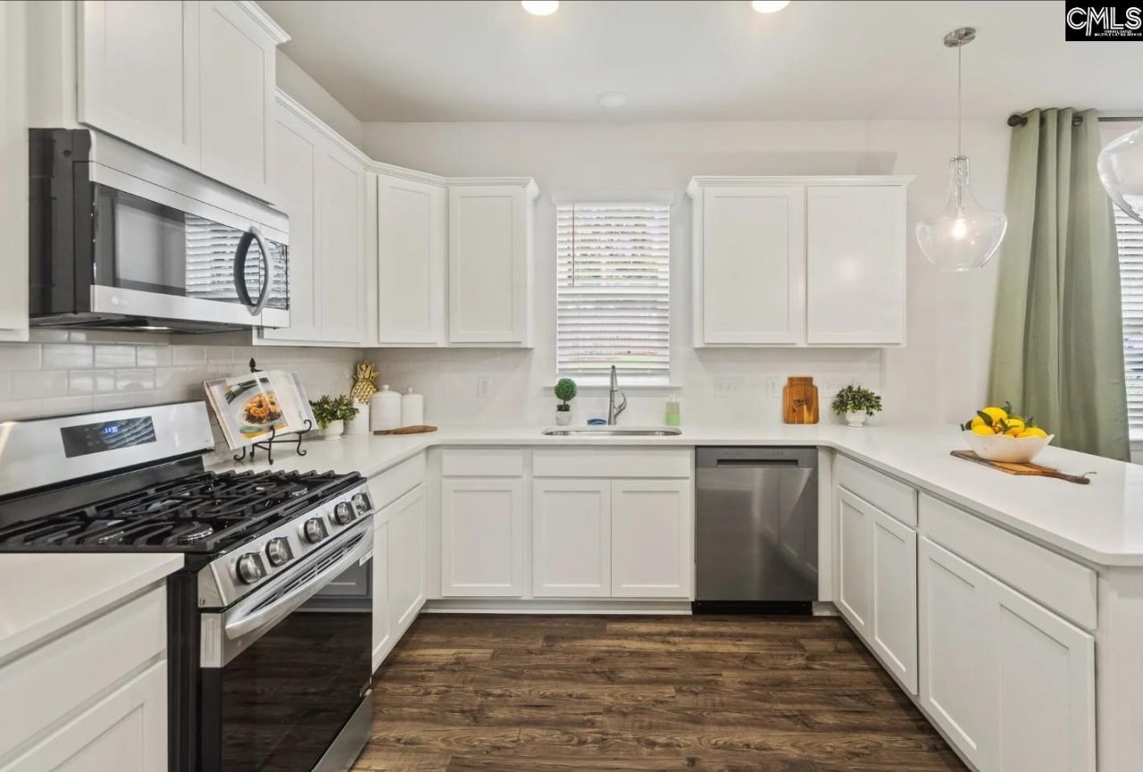 5193 Tullamore Drive Photo 9