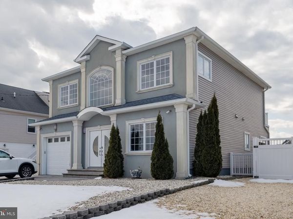 27 W MOHAWK DRIVE, TUCKERTON, NJ 08087