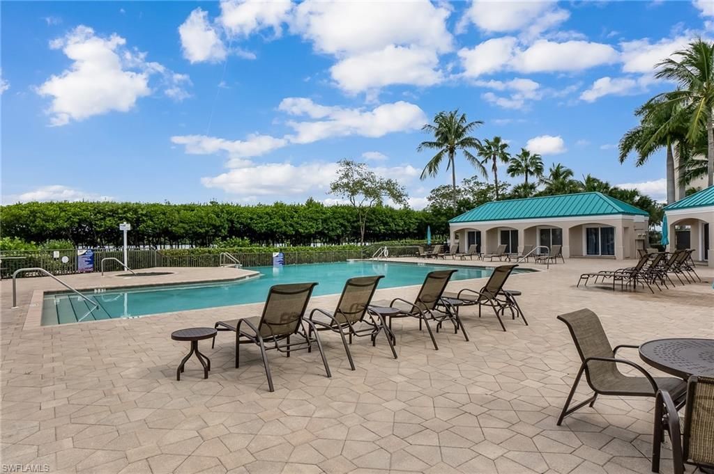 4183 Bay Beach Ln, Unit 374, Fort Myers Beach, FL 33931 Photo