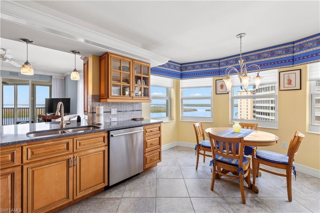 4183 Bay Beach Ln, Unit 374, Fort Myers Beach, FL 33931 Photo