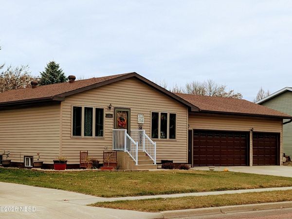 103 16TH STREET NE, Watertown, SD 57201