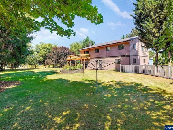 8748 Enclid St NE, Salem, OR 97305