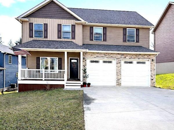 2364 School House Road, Fairmont, WV 26554