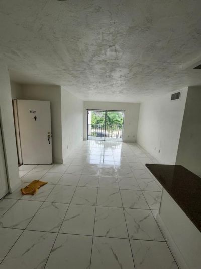 5505 NW 7th Street, Unit W301, Miami, FL 33126 Photo