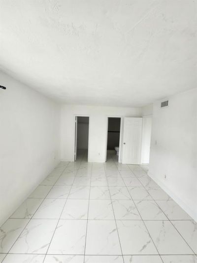 5505 NW 7th Street, Unit W301, Miami, FL 33126 Photo