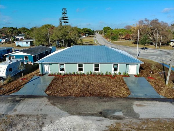 1795 N 16th Court, Fort Pierce, FL 34950