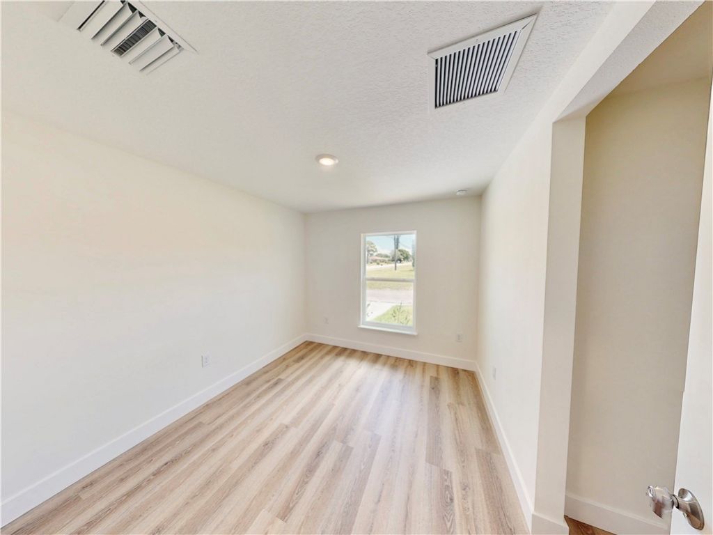 1795 N 16th Court, Fort Pierce, FL 34950 Photo