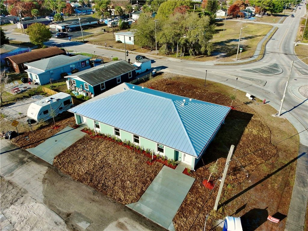 1795 N 16th Court, Fort Pierce, FL 34950 Photo