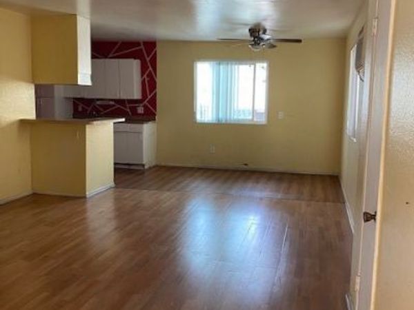 14767 Erwin, Unit 6, Van Nuys, CA 91411