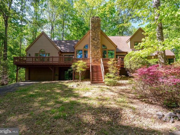 54 TARA CIRCLE, BUMPASS, VA 23024