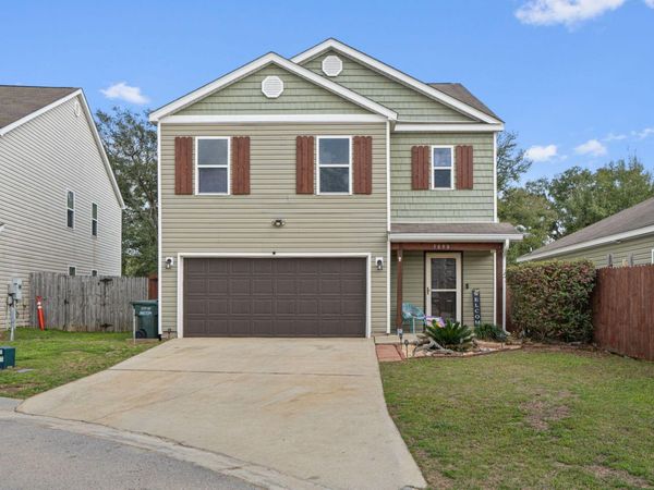 5898 Little Leaf Court, Milton, FL 32570