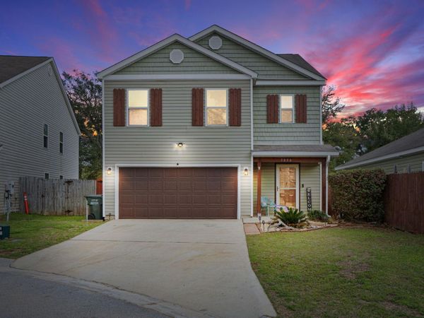 5898 Little Leaf Court, Milton, FL 32570