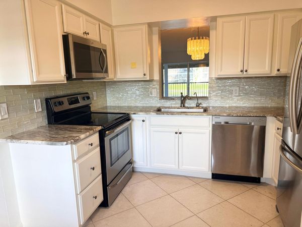 14310 Strathmore Lane, Unit 207, Delray Beach, FL 33446
