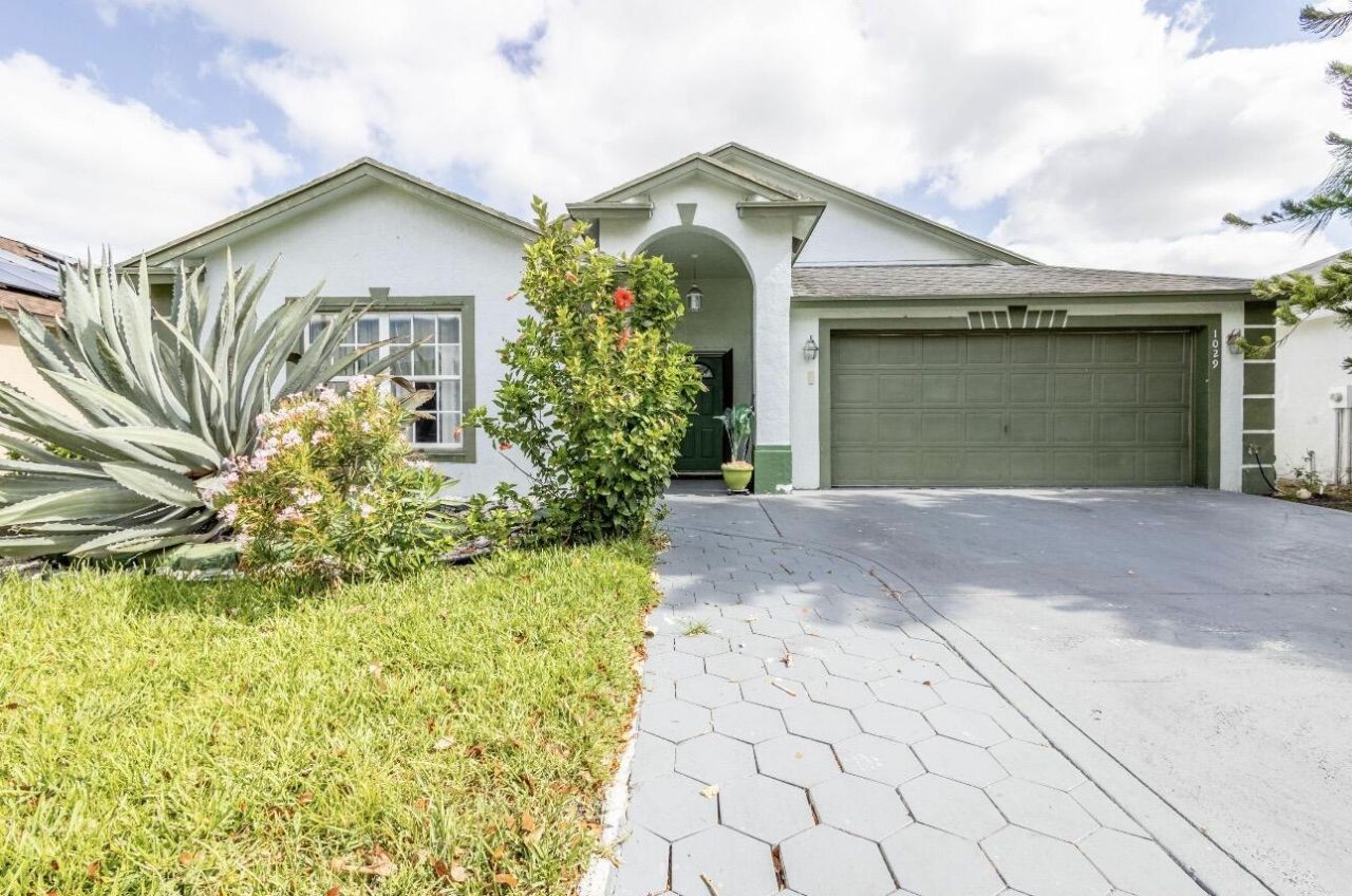 1029 Cape Cod Terrace, Greenacres, FL 33413 Main Photo