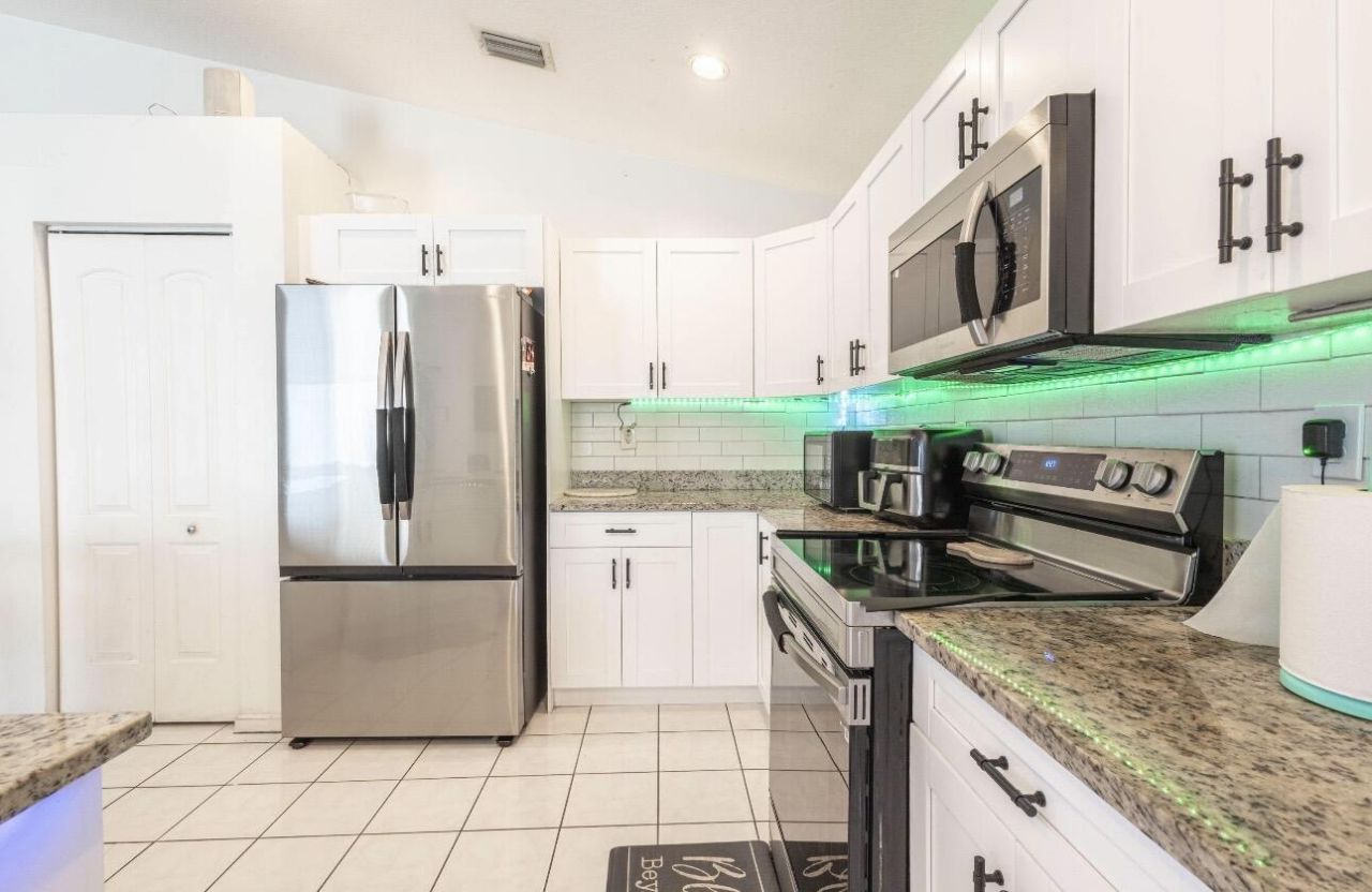 1029 Cape Cod Terrace, Greenacres, FL 33413 Photo