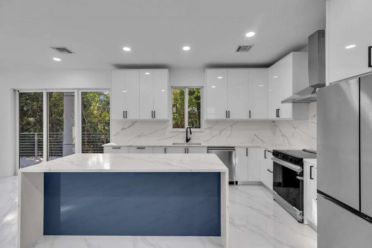 46 Transylvania Avenue, Key Largo, FL 33037 Photo