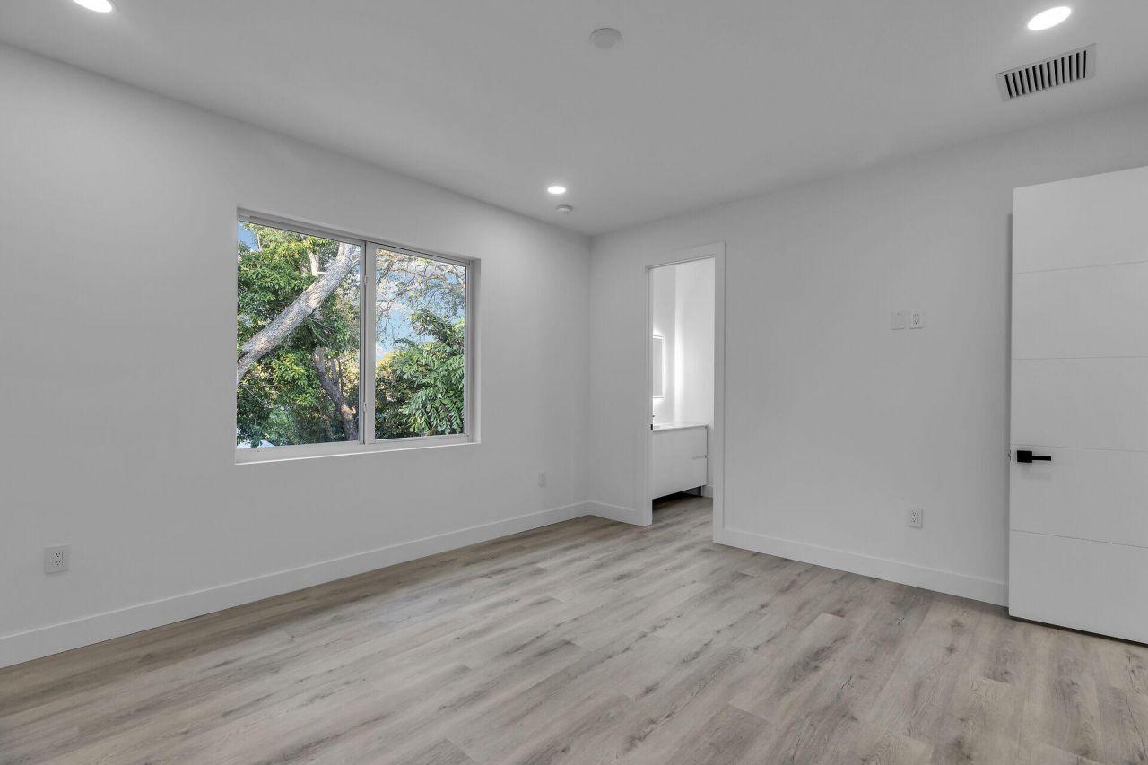 46 Transylvania Avenue, Key Largo, FL 33037 Photo