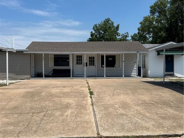 201 S Britt , Siloam Springs, AR 72761