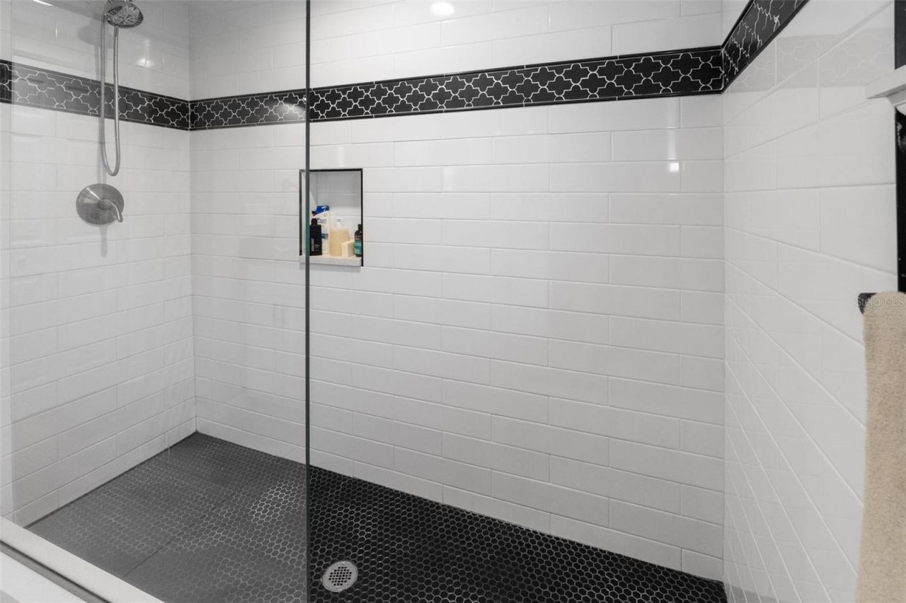 4545 Burlington Avenue N, Saint Petersburg, FL 33713 Photo