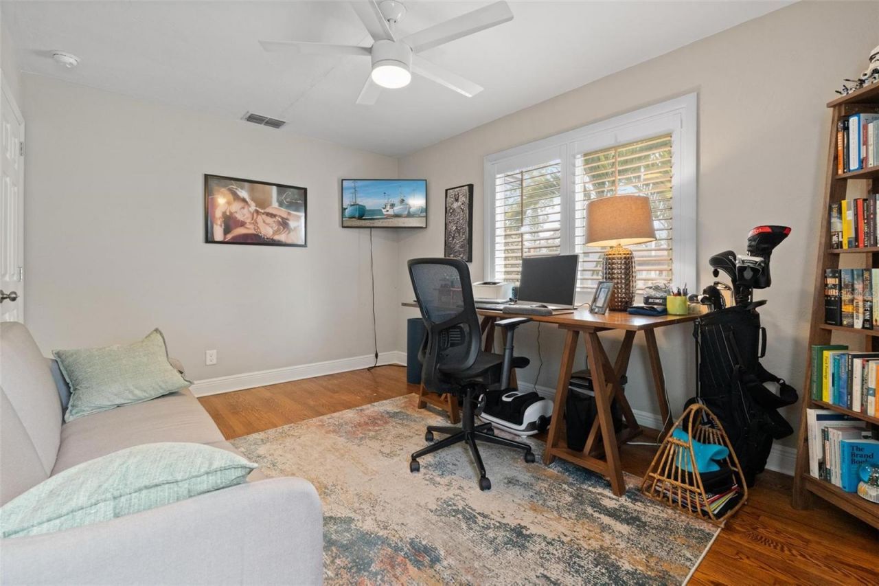 4545 Burlington Avenue N, Saint Petersburg, FL 33713 Photo