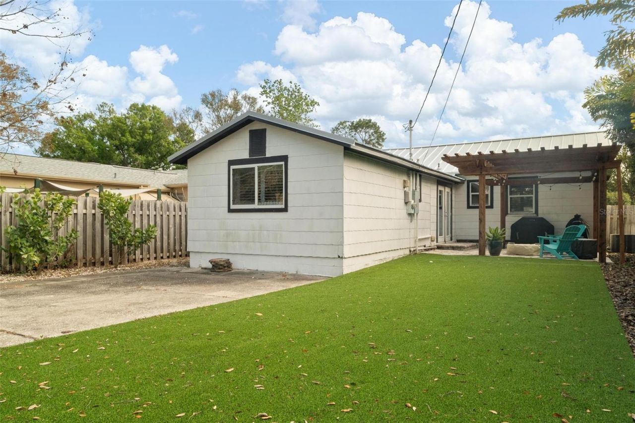 4545 Burlington Avenue N, Saint Petersburg, FL 33713 Photo