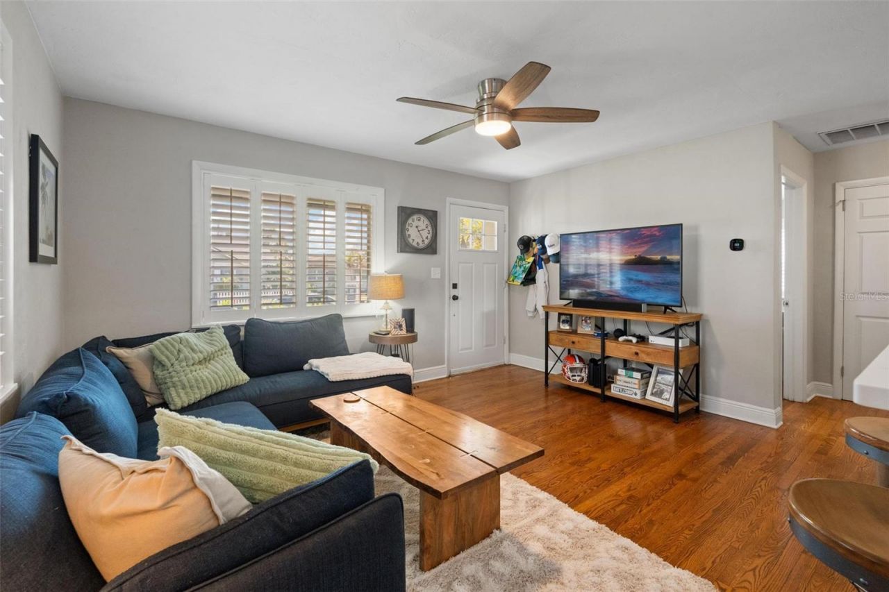 4545 Burlington Avenue N, Saint Petersburg, FL 33713 Photo