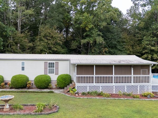 253 Mountain Oak Drive, Chatsworth, GA 30705