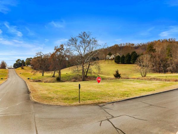 1059 Legacy Bay Drive, Mooresburg, TN 37811