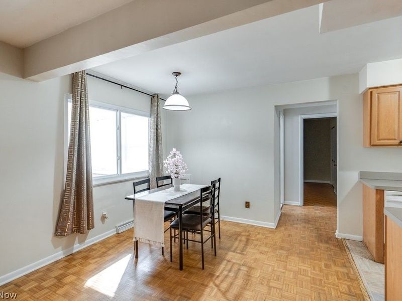 25600 Country Club Boulevard, Unit 4, North Olmsted, OH 44070 Photo 16