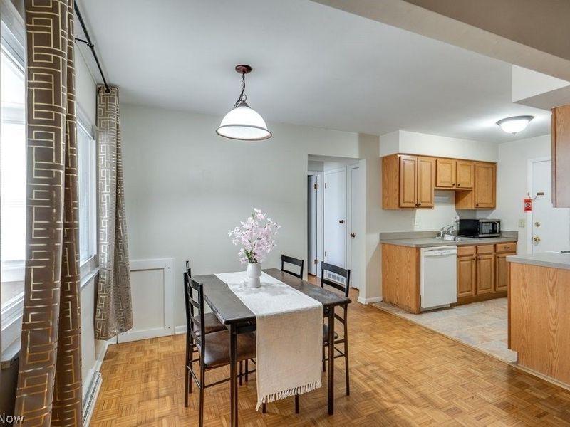 25600 Country Club Boulevard, Unit 4, North Olmsted, OH 44070 Photo 18