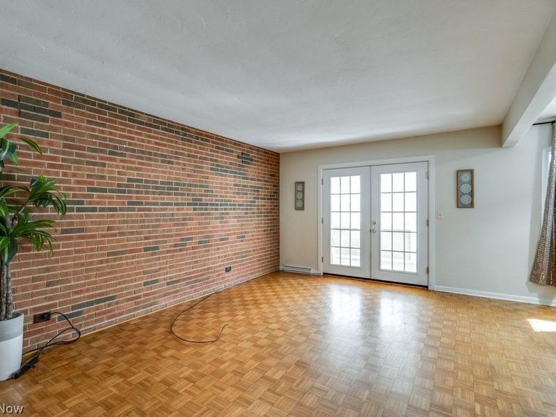 25600 Country Club Boulevard, Unit 4, North Olmsted, OH 44070 Photo 8