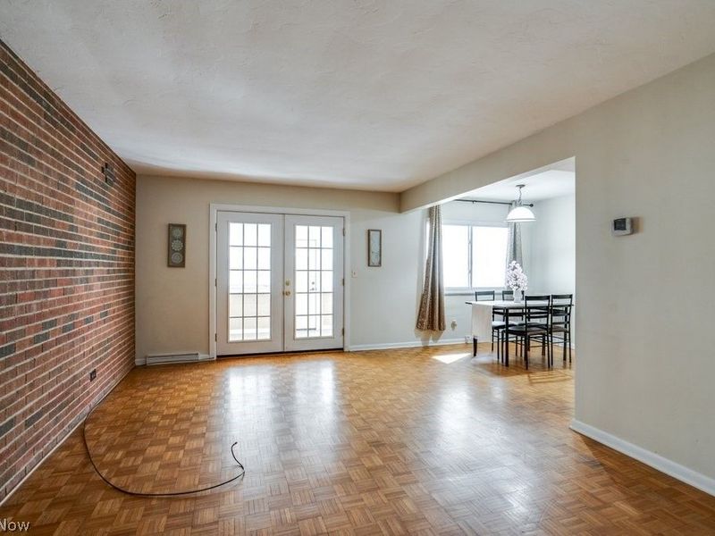 25600 Country Club Boulevard, Unit 4, North Olmsted, OH 44070 Photo 9