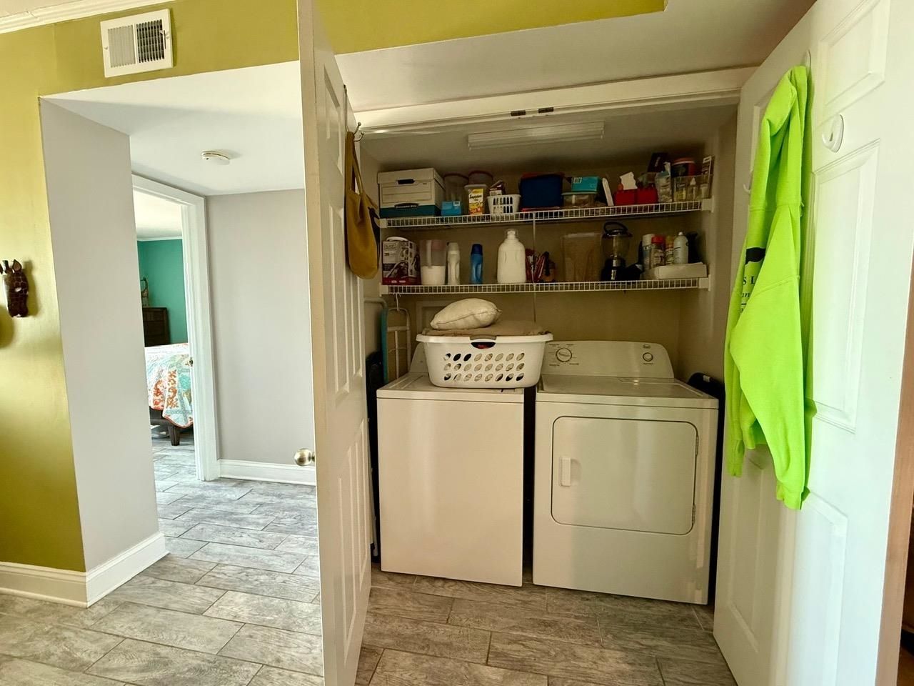 311 69th Ave. N Photo 21