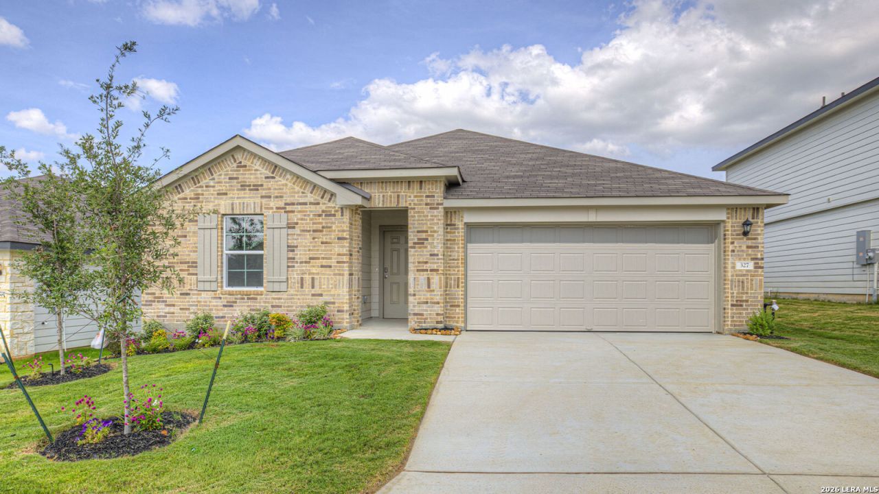 327 Boatman Cove, Seguin, TX 78155 Main Photo