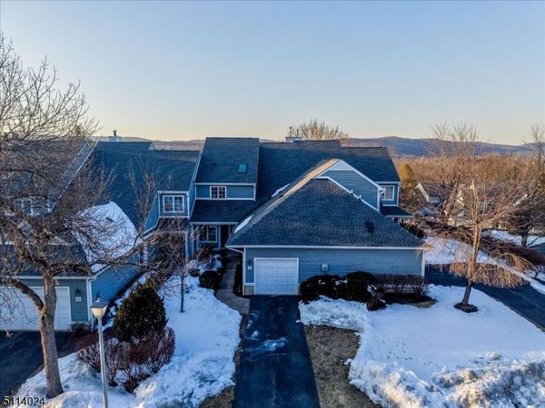 45 Cobblestone Ter, Montville, NJ 07045