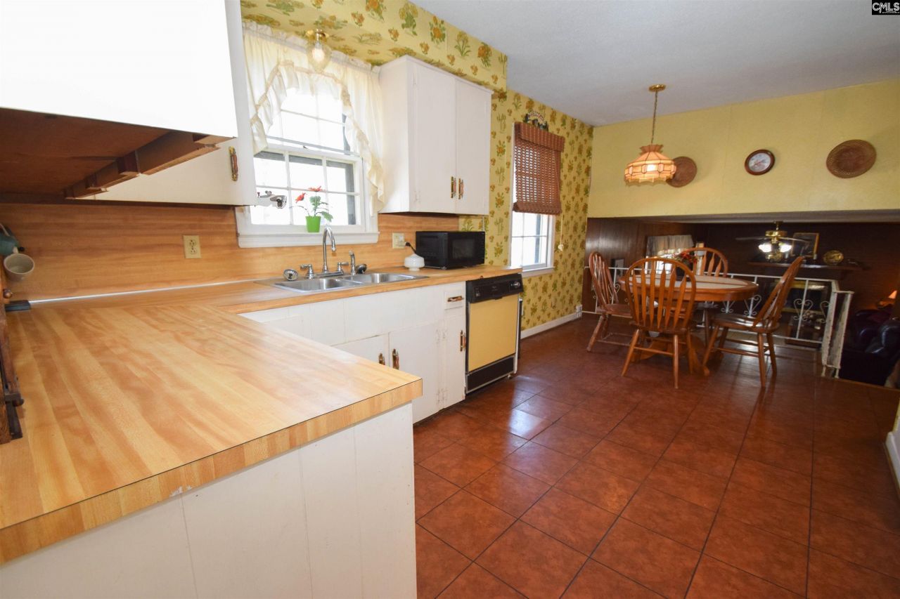 103 Pine Lane  Photo 15