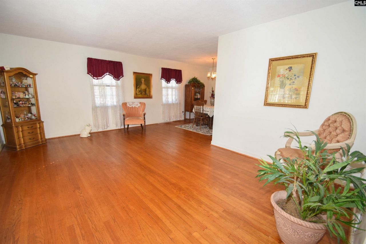 103 Pine Lane  Photo 8