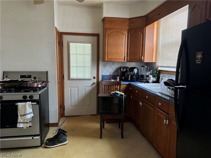 3926 W 22nd Street, Cleveland, OH 44109 Photo 6