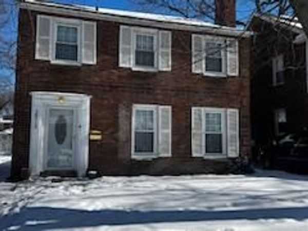 16712 Glastonbury Road, Detroit, MI 48219