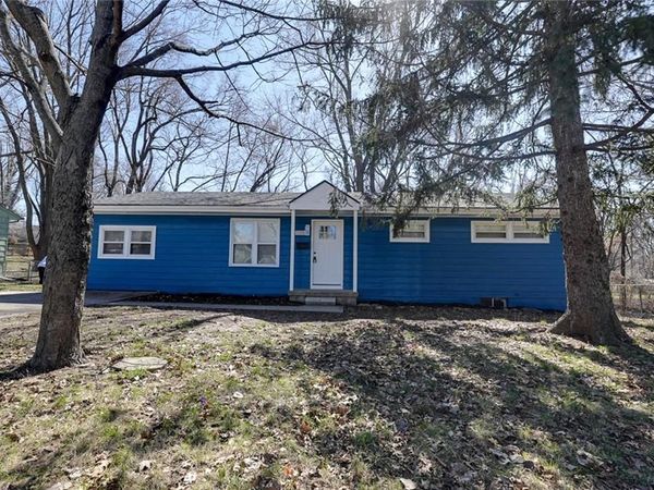 11215 E 49th Street, Kansas City, MO 64133