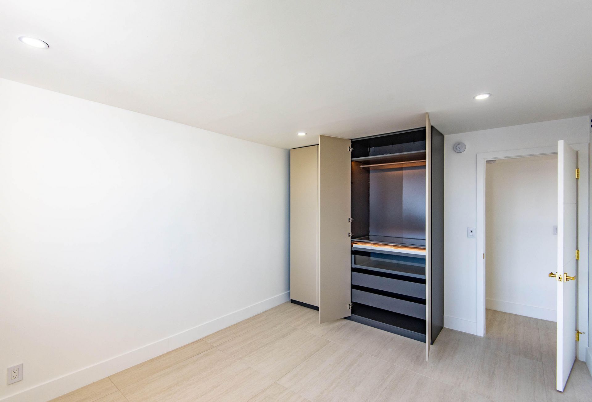 5200 N Ocean Boulevard, Unit 1503, Lauderdale by the Sea, FL 33308 Photo