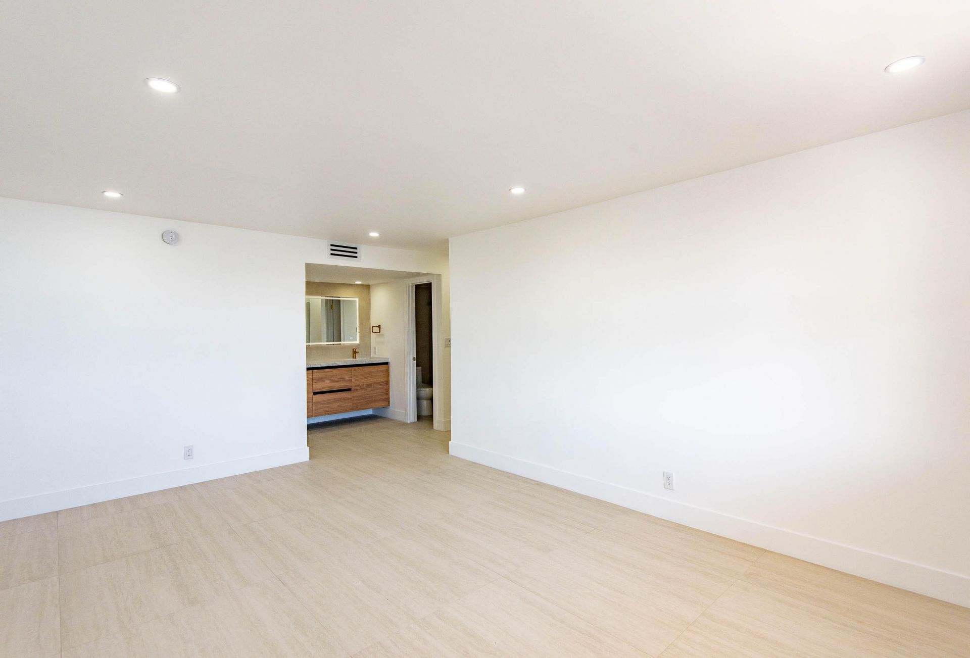 5200 N Ocean Boulevard, Unit 1503, Lauderdale by the Sea, FL 33308 Photo