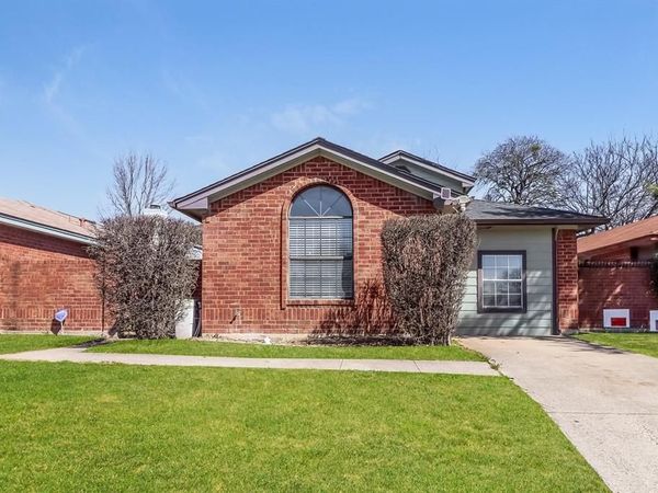 4713 Poppy Drive E, Fort Worth, TX 76137