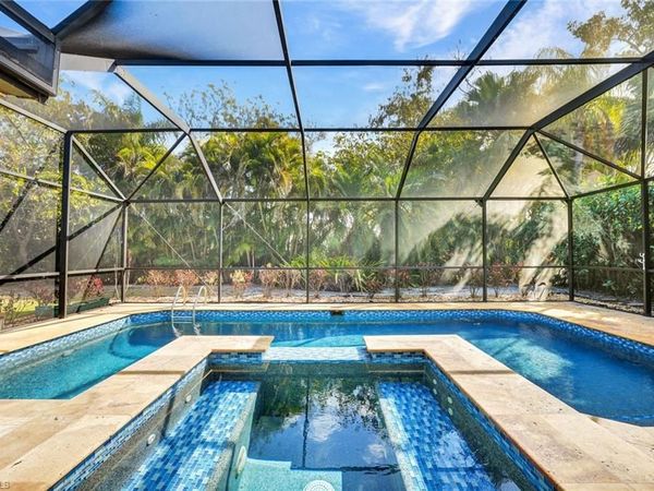 10341 Regent CIR, NAPLES, FL 34109