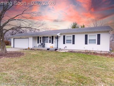 11346 Stoney Brook Drive, Delta Twp, MI 48837