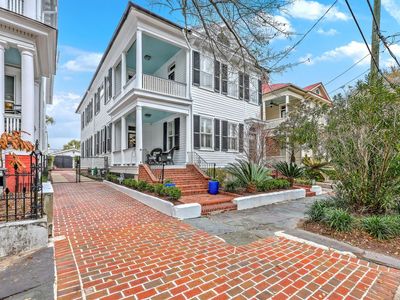 26 Charlotte Street, Charleston, SC 29403