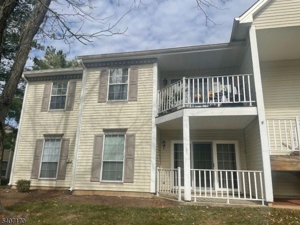 2801 Doolittle Dr, Bridgewater, NJ 08807