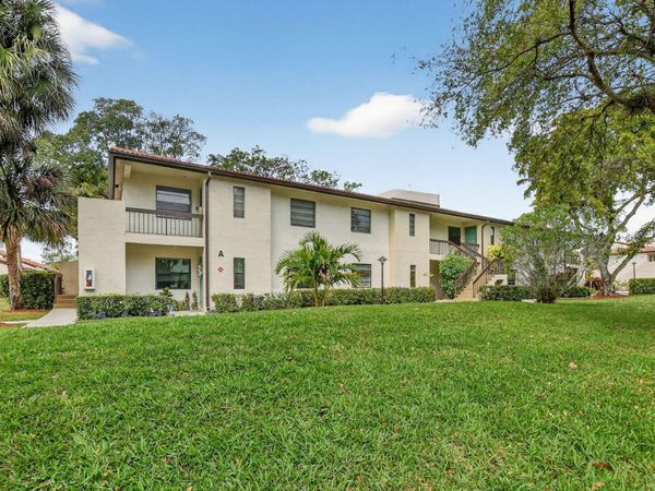 21699 Cypress Road, Unit F, Boca Raton, FL 33433