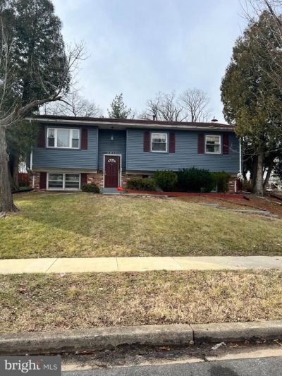 6825 Barton Road, Hyattsville, MD 20784 Main Photo